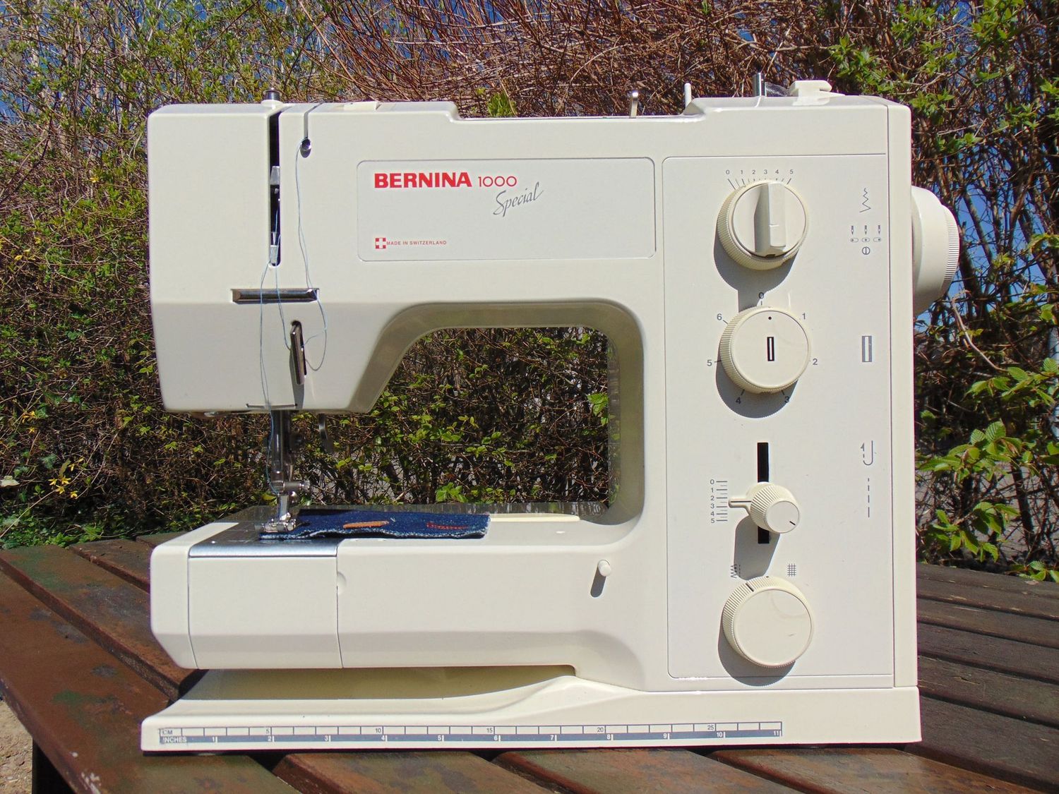 Nähmaschine Bernina 1000 Special, ab Service, 6 Monate Garantie, Gratis-Versand, Schweizer Qualität.
