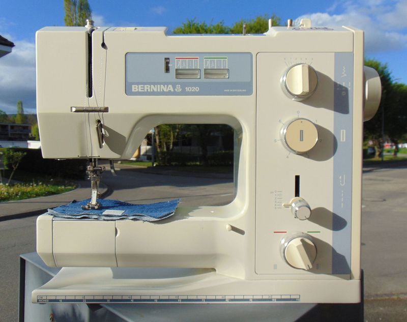 Nähmaschine Bernina 1020, ab Service, 6 Monate Garantie, mit Gratis-Versand, Aktions-Preis.