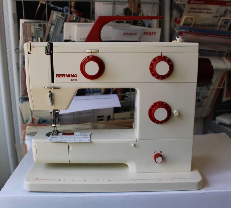 Nähmaschine Bernina nova 900, ab Service, 6 Monate Garantie, Gratis-Versand.