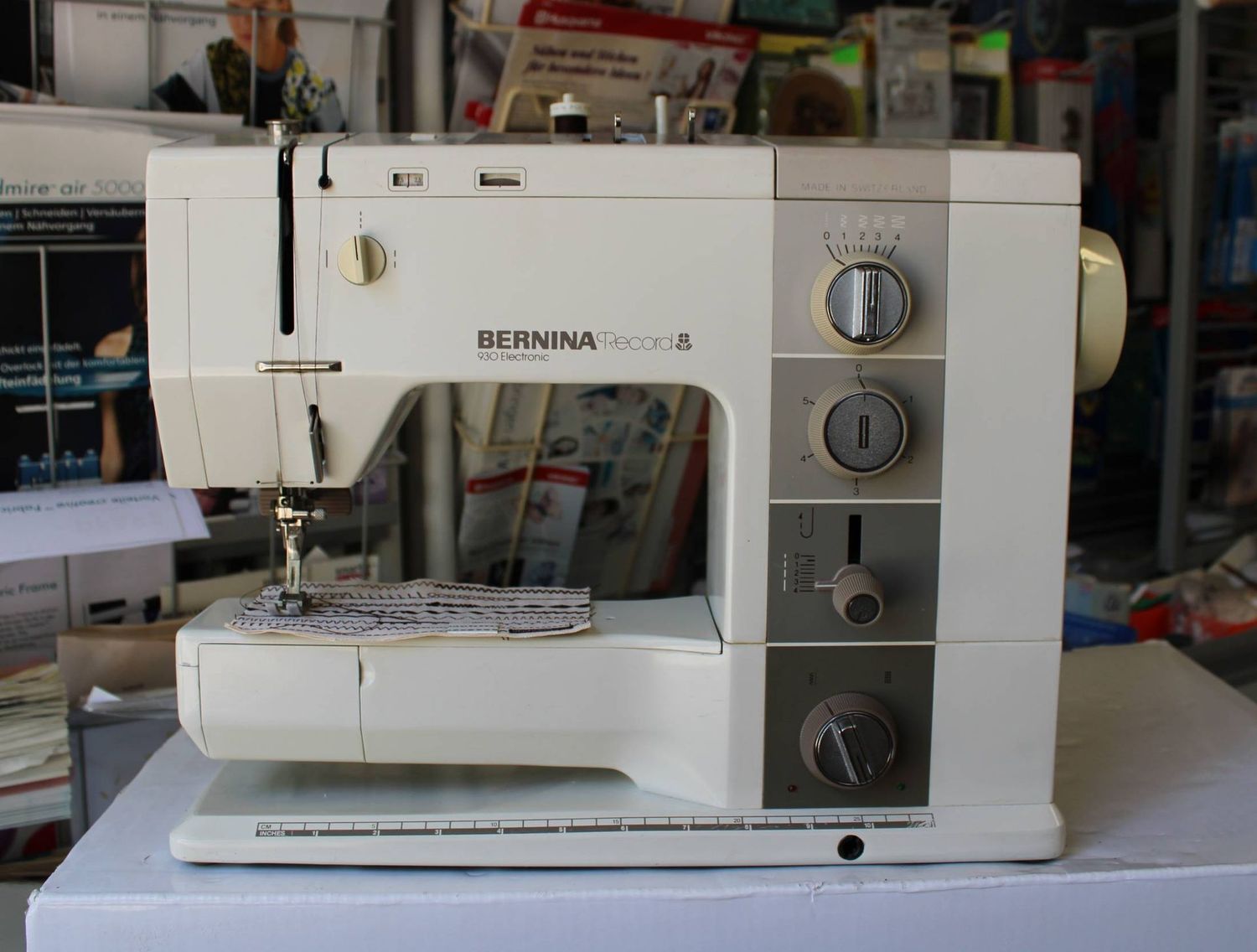 Nähmaschine Bernina record 930 electronic, ab Service, 6 Monate Garantie, Gratis-Versand.