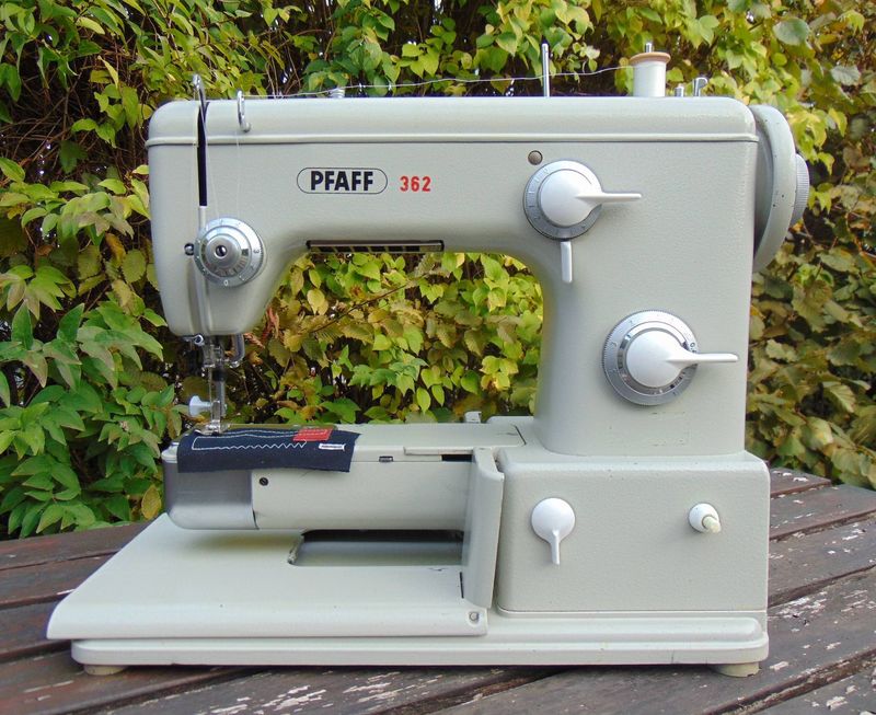Nähmaschine PFAFF 362, ab Service, mit 6 Monaten Garantie, mit Gratis-Versand.
