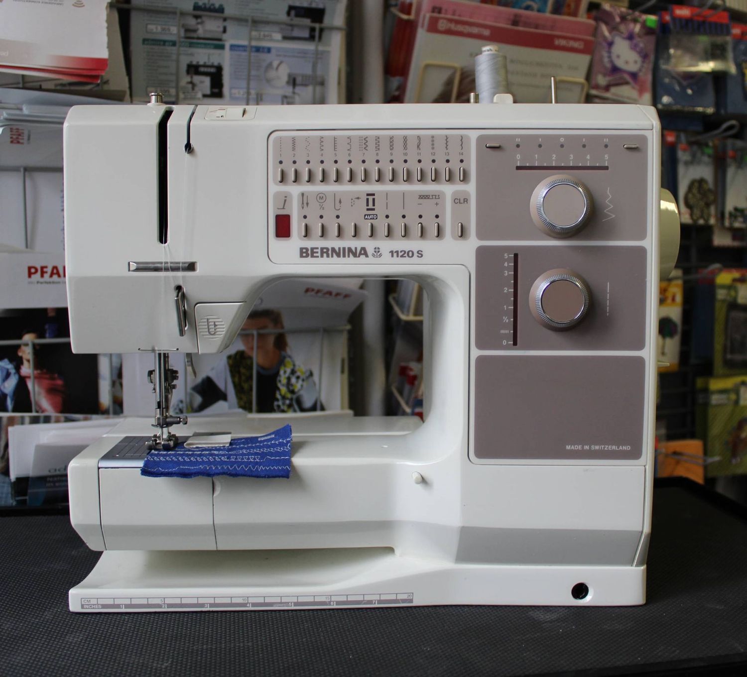 Nähmaschine Bernina 1120s, ab Service, 6 Monate Garantie, Gratis-Versand. Nähmaschine Bernina 1120s, ab Service, 6 Monate Garantie, Gratis-Versand.