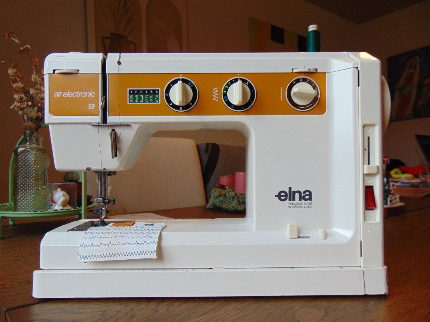 Nähmaschine Elna SP air electronic, ab Service, 6 Monate Garantie, Gratis-Versand.