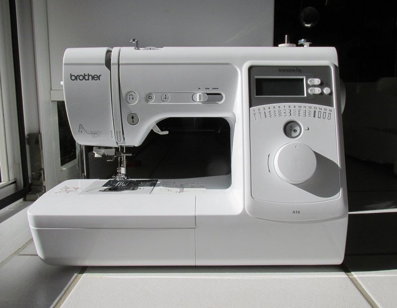 Nähmaschine Brother innov-is A16, neu, mit Gratis-Versand. 3 Jahre Garantie, Aktionspreis.