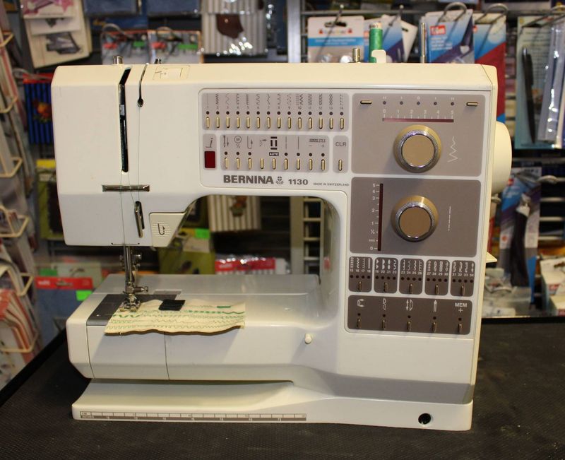 Nähmaschine Bernina 1130, mit 34 Stichprogrammen, 6 Monaten Garantie, Gratis-Versand.
