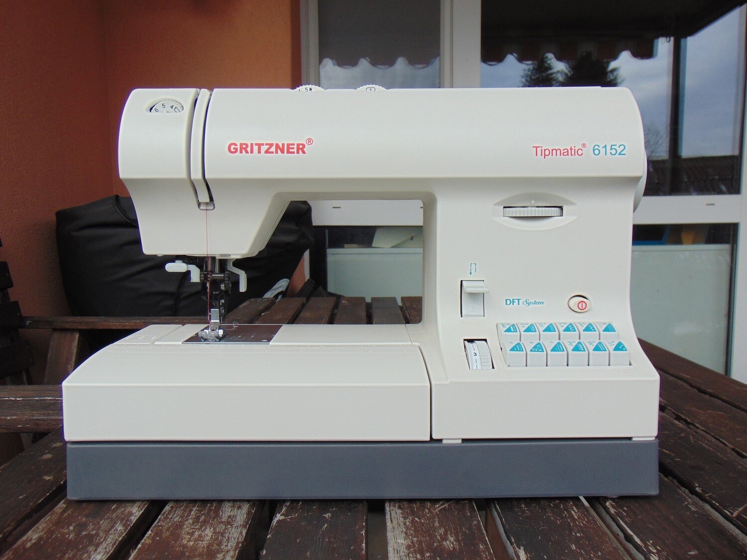 Nähmaschine Gritzner tipmatic 6152 neu, mit Gratis-Versand, 2 Jahre Garantie. Nähmaschine Gritzner tipmatic 6152 neu, mit Gratis-Versand, 2 Jahre Garantie.