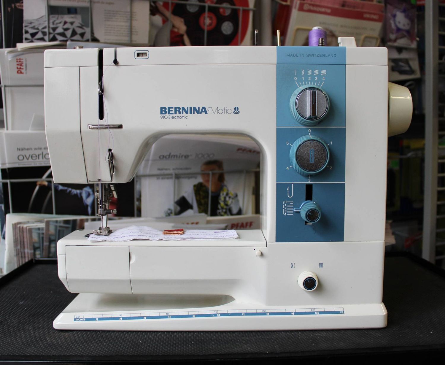 Nähmaschine Bernina matic 910, CH-Qualität, mit 9 Stichprogrammen, ab Service, mit Gratis-Versand und 6 Monaten Garantie.