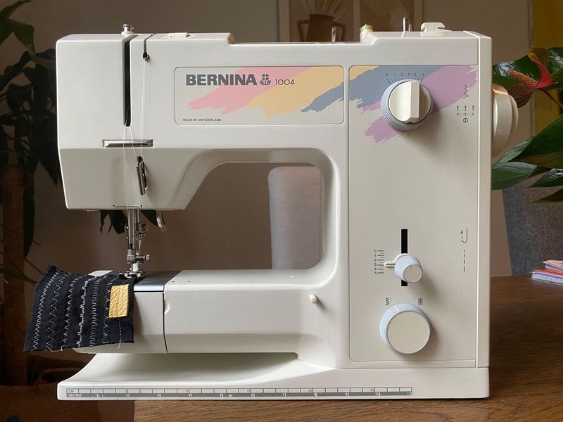 Nähmaschine Bernina 1004, ab Service, 6 Monate Garantie, mit Gratis-Versand.