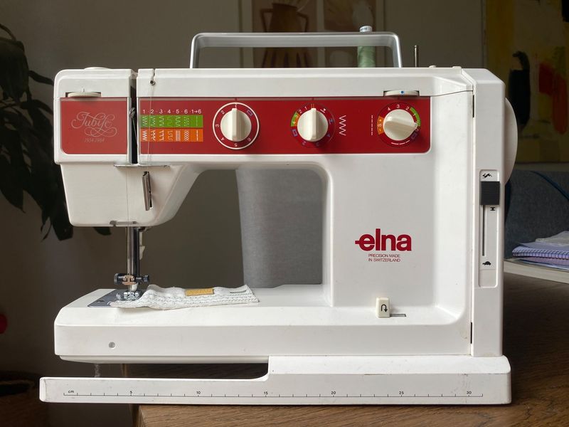 Nähmaschine Elna Jubile, ab Service, Schweizer Produkt, Gratis-Versand, 6 Monate Garantie, Aktions-Preis.