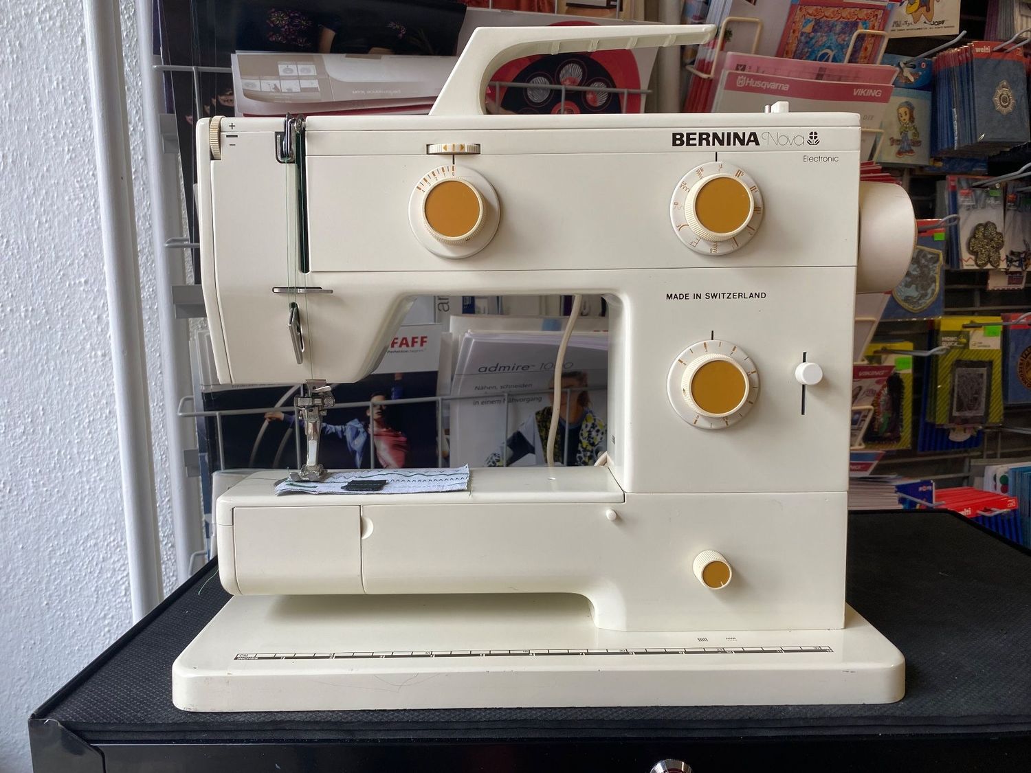 Nähmaschine Bernina nova 900, ab Service, 6 Monate Garantie, Gratis-Versand.