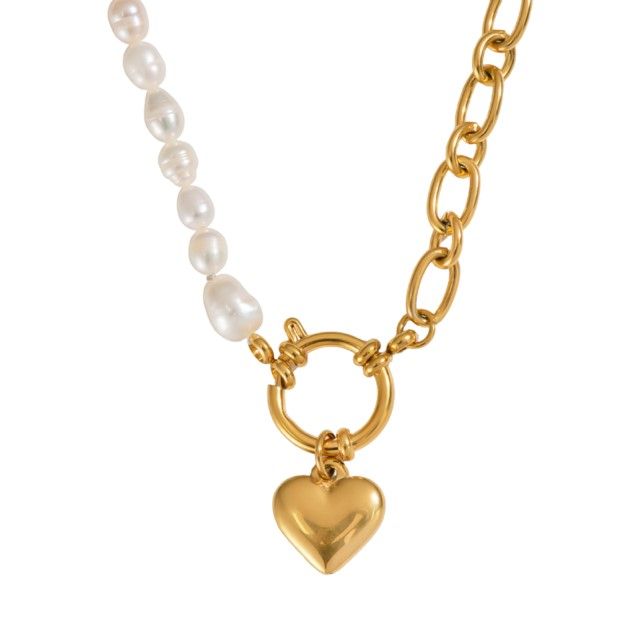 Pearl Love Necklace