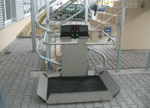 Plattformlift ARTIRA - neu - 250 kg Plattformlift ARTIRA - neu - 250 kg