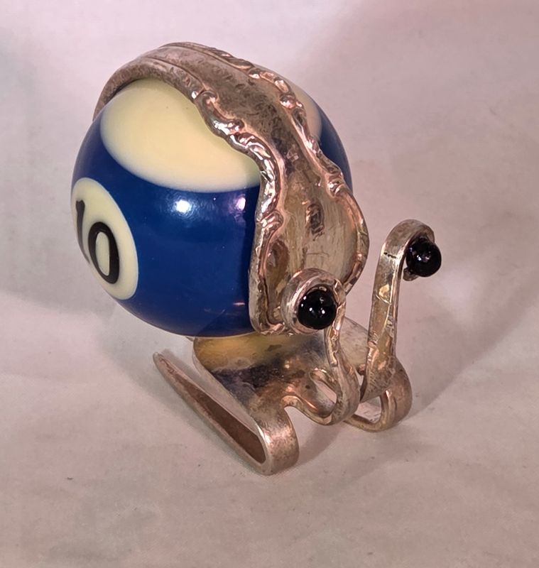 Snails with Marbles