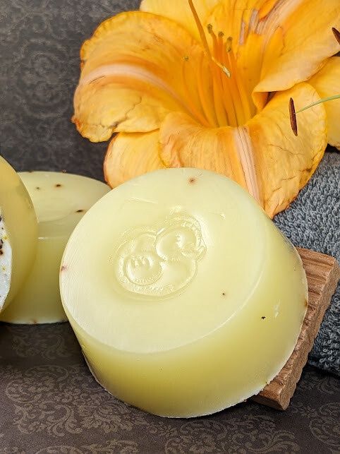 Orange Hit Round Soap Cake