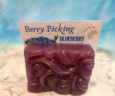 Berry Picking Blueberry Shampoo Bar Swirls