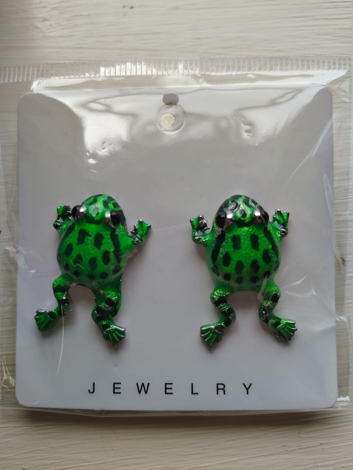 Hoppy Frogs Earrings