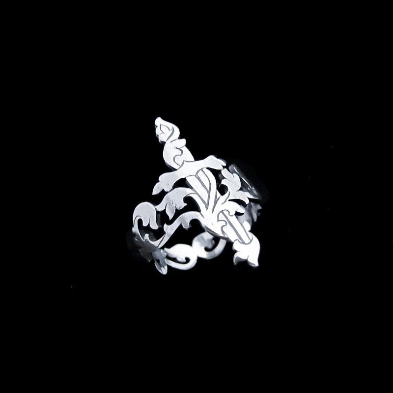 Gilded Knight - Silver Midi Ring