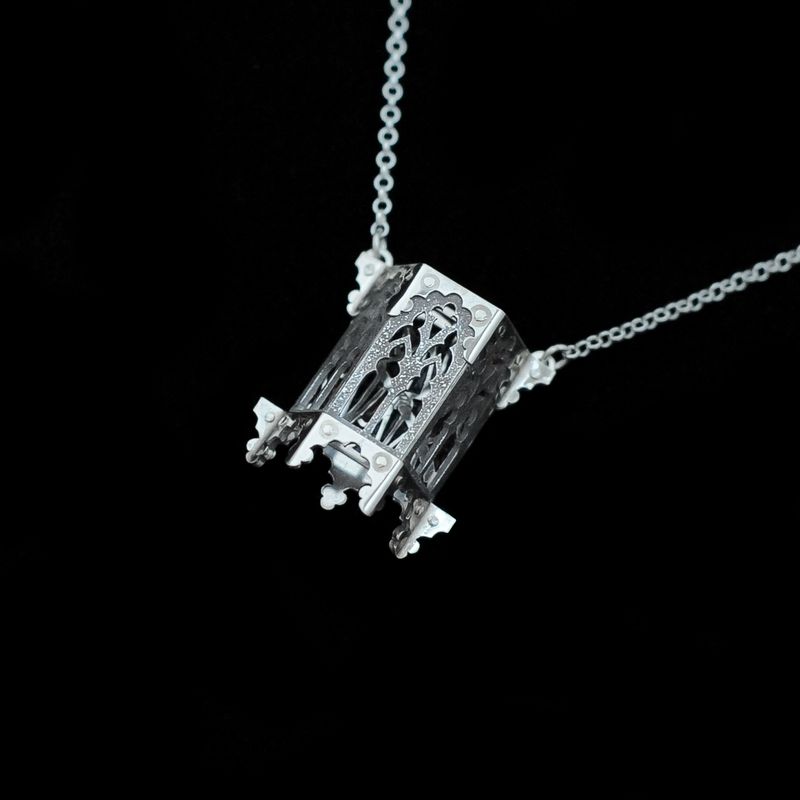 Oriel Window - Silver Necklace
