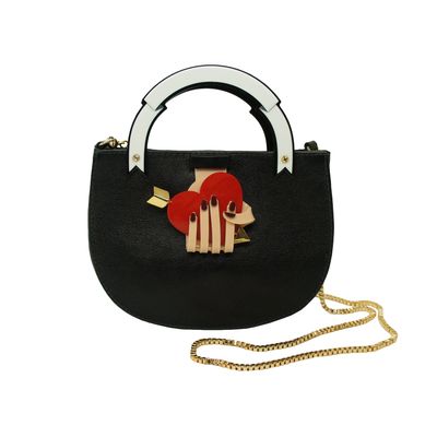 Bolsa Mão Coração Preta