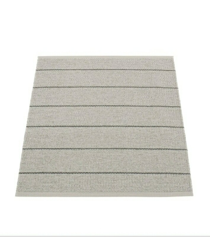 PAPPELINA RUG - CARL WARM GREY 70X90 cm PAPPELINA RUG - CARL WARM GREY 70X90 cm