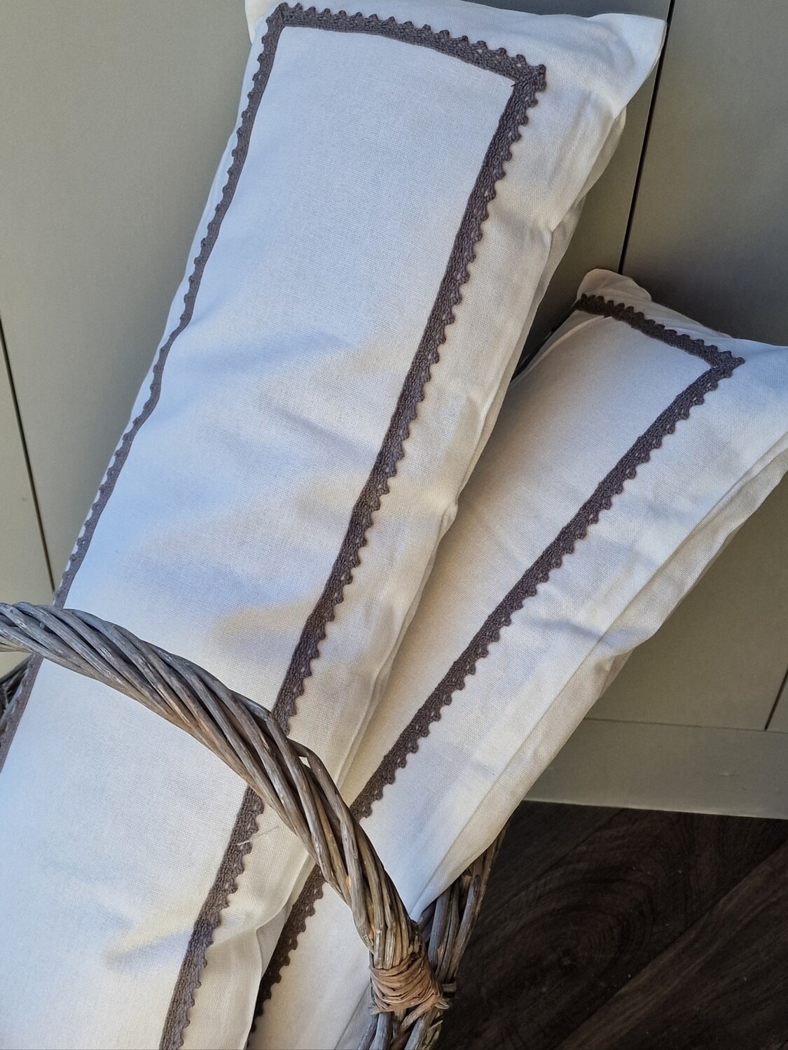 JOLIE WHITE COTTON BOLSTER 20x70cm