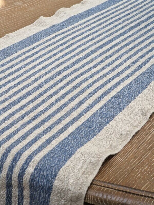 BRETAGNE STRIPE STONE WASHED RUNNER IN SKY BRETAGNE STRIPE STONE WASHED RUNNER IN SKY