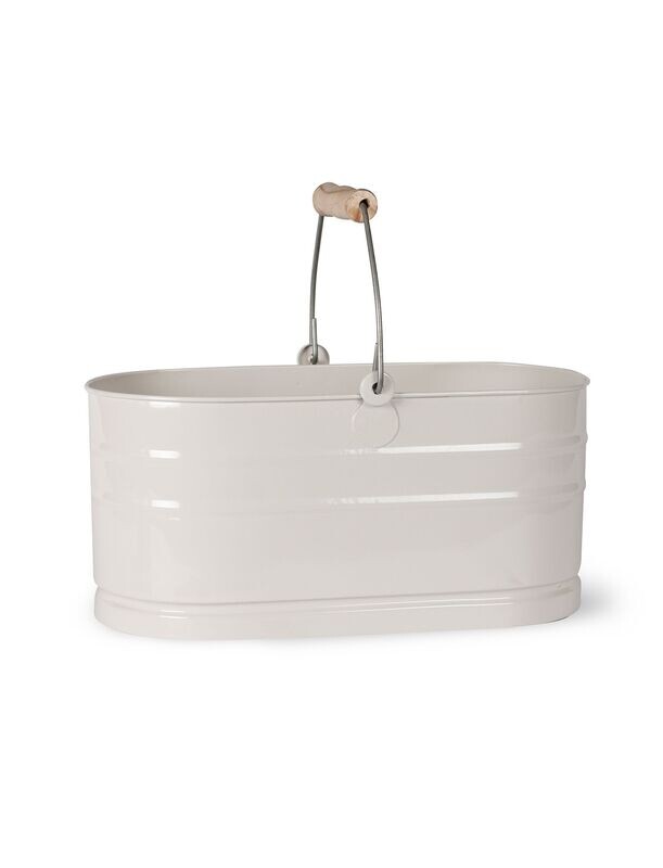 UTILITY BUCKET IN CHALK