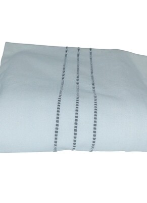 WHITE COTTON TABLECLOTH WITH TRIPLE GREY STITCH