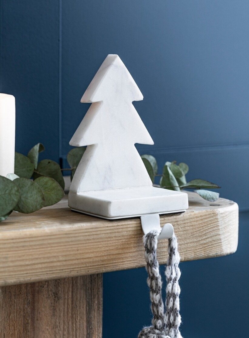 MARBLE STOCKING HOLDER