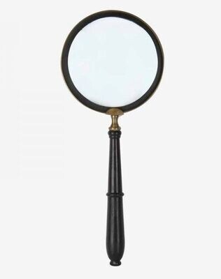 LARGE MAGNIFYING GLASS WITH WOODEN HANDLE AND BRASS TRIMS
