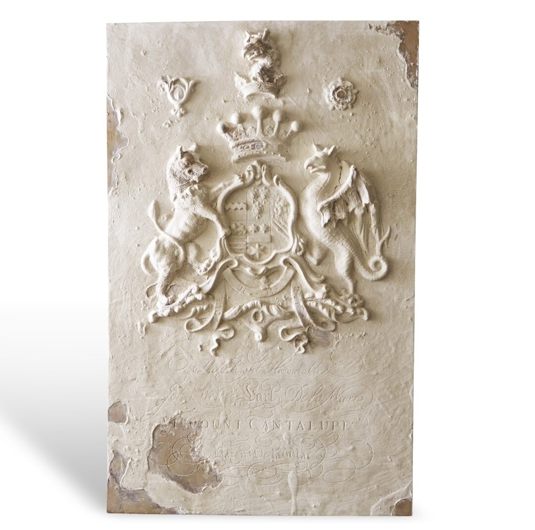 COAT OF ARMS WALL PLAQUE