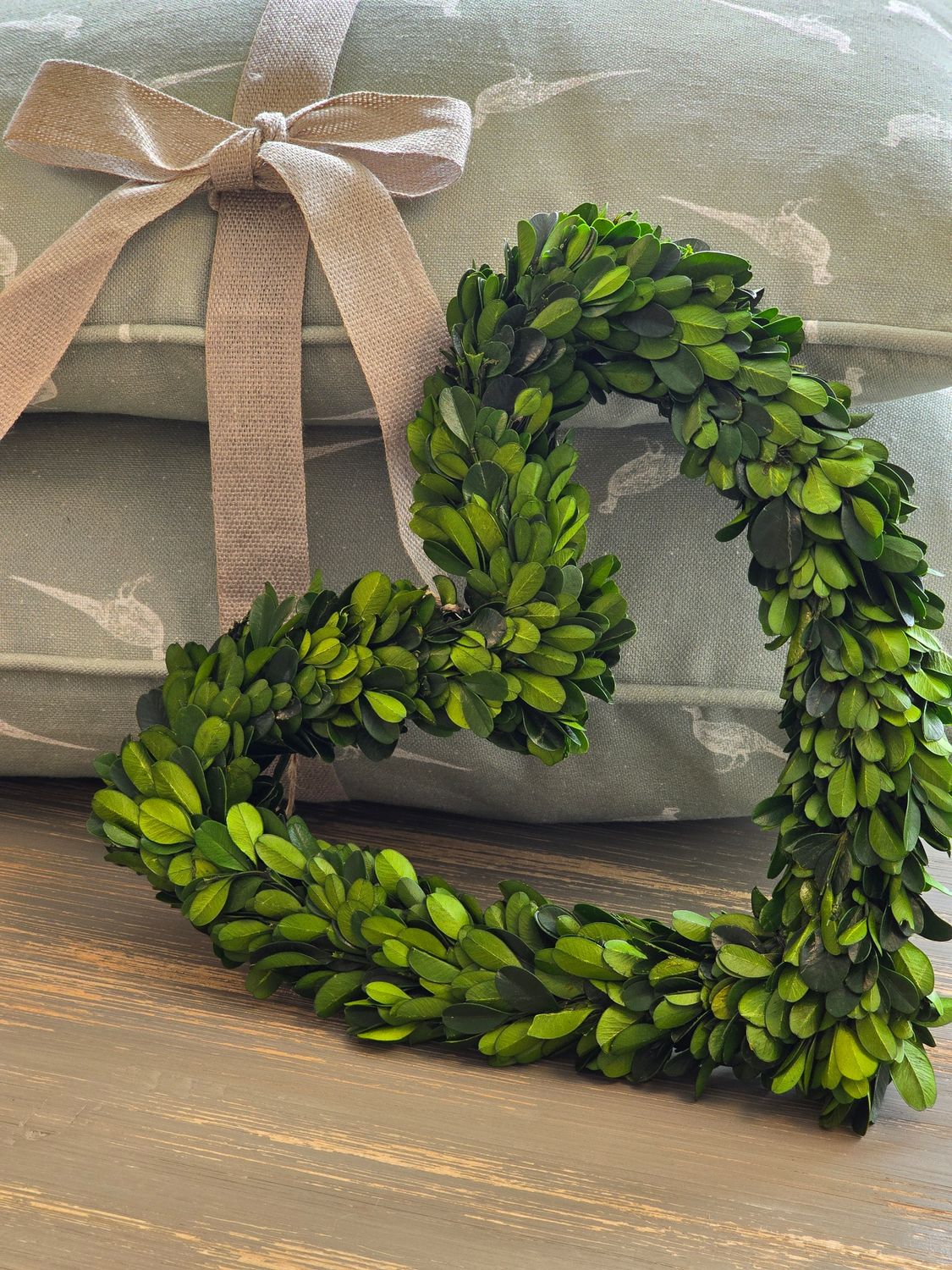 PRESERVED BOXWOOD HEART IN LARGE