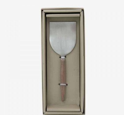 WOODEN HANDLE CHEESE BLADE WOODEN HANDLE CHEESE BLADE