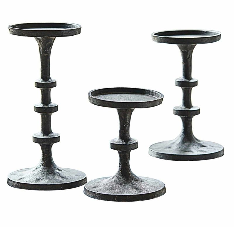 FONTE PILLAR CANDLE HOLDER IN MEDIUM