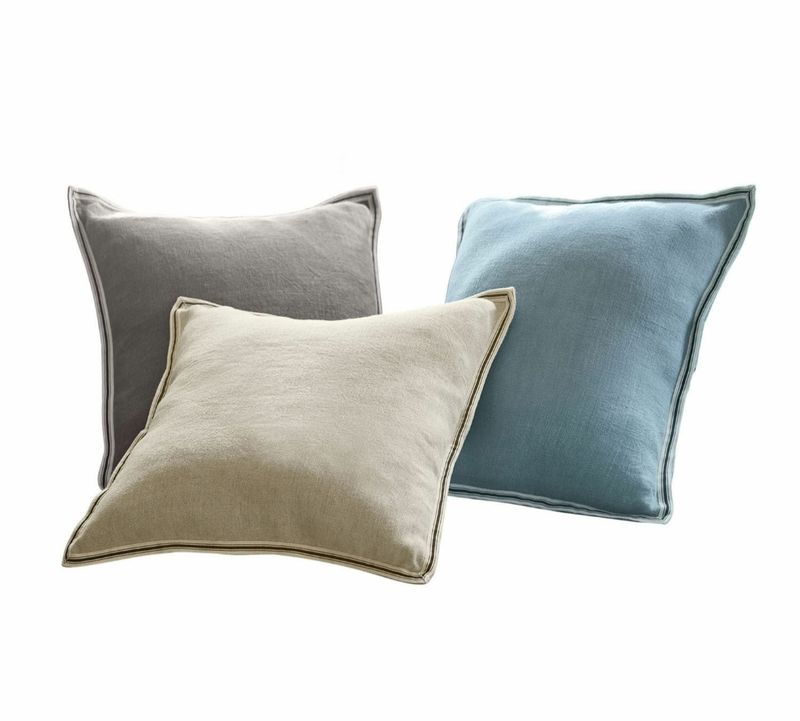 STRIPE PIPING LINEN CUSHION - SKY