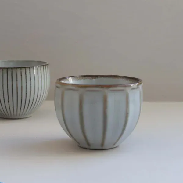 WIDE STRIPY BOWL IN OLIVE