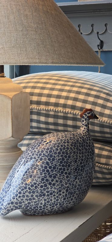 MEDIUM FRENCH BLUE SPOTTED GUINEA FOWL