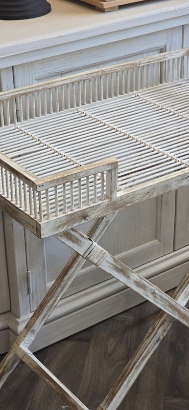 WHITE WASHED BAMBOO TRAY TABLE