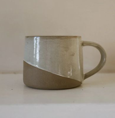 SLANTED GLAZE MUG IN  MILK WHITE