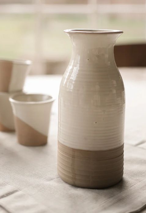 STONEWARE CARAFE IN MILK WHITE