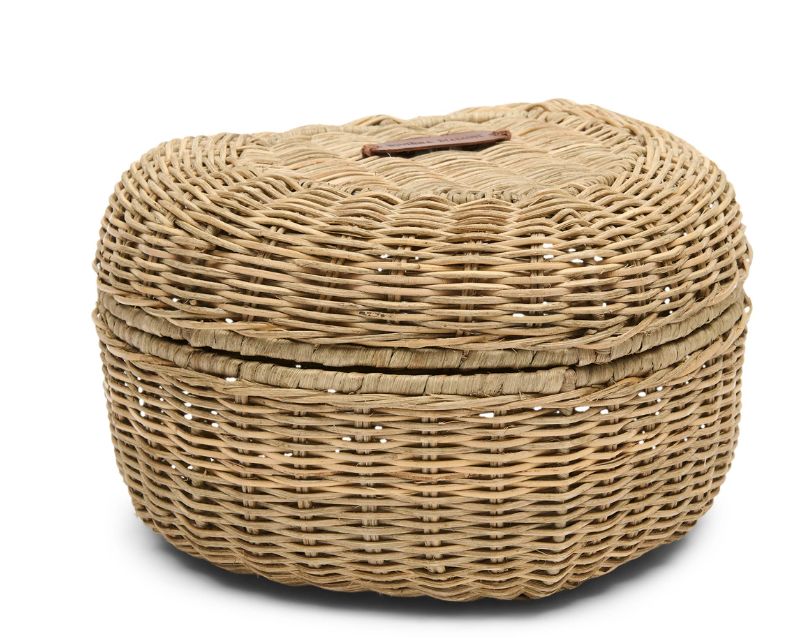 RUSTIC RATTAN HEART STORAGE BASKET