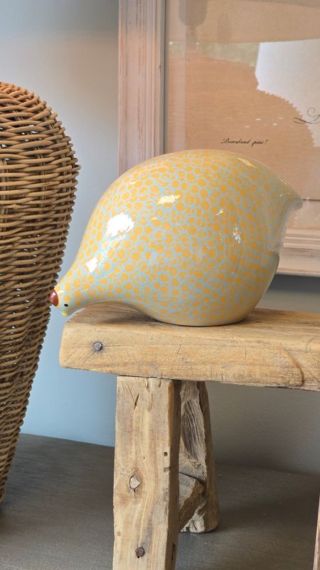 LARGE TURQUOISE ON YELLOW SPOTTED QUAIL