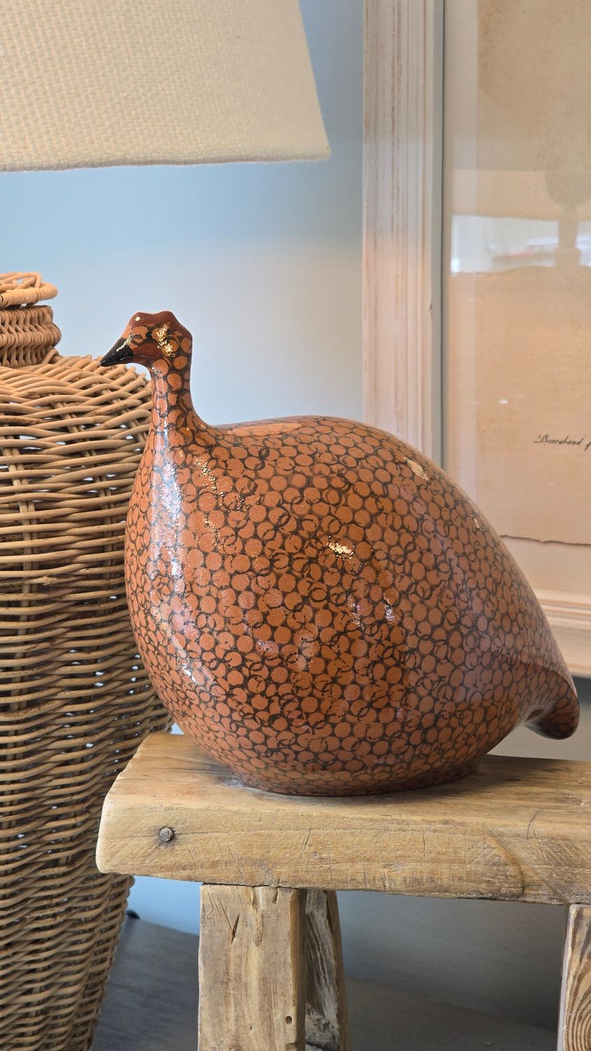 MEDIUM TERRACOTTA AND DARK BROWN SPOTTED GUINEA FOWL