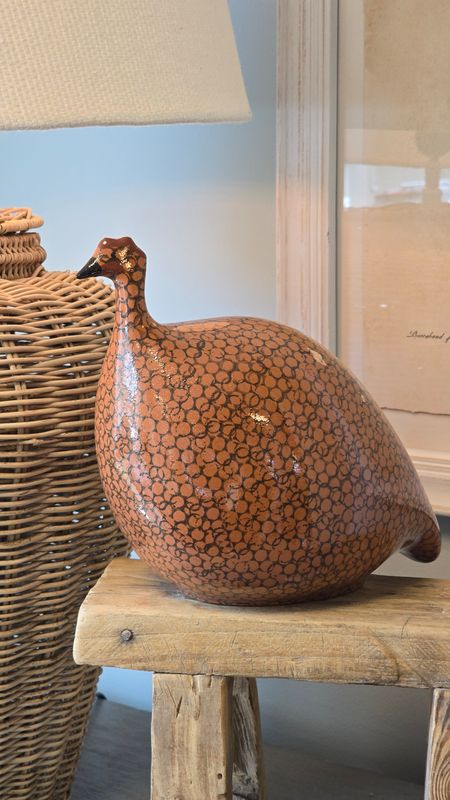 MEDIUM TERRACOTTA AND DARK BROWN SPOTTED GUINEA FOWL