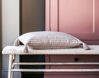 NEIMI TAUPE TASSLE CUSHION 40x60cm