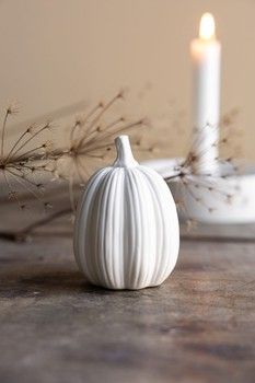 TALL MATT WHITE CERAMIC PUMPKIN
