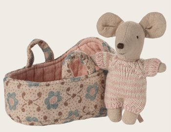 BABY MOUSE IN A CARRY COT ROSE