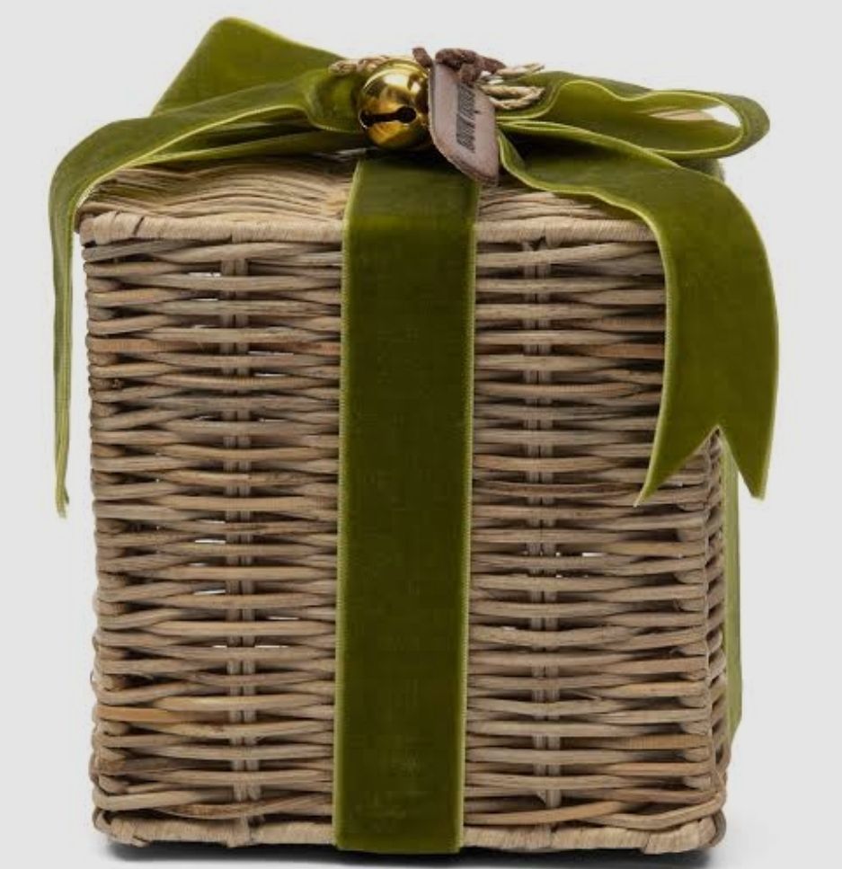 RUSTIC RATTAN PRETTY GIFT BOX IN SMALL