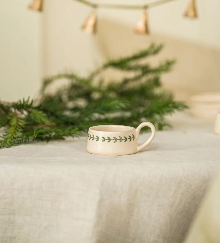 HAND PAINTED WREATH DESIGN VOTIVE / SNACK DISH