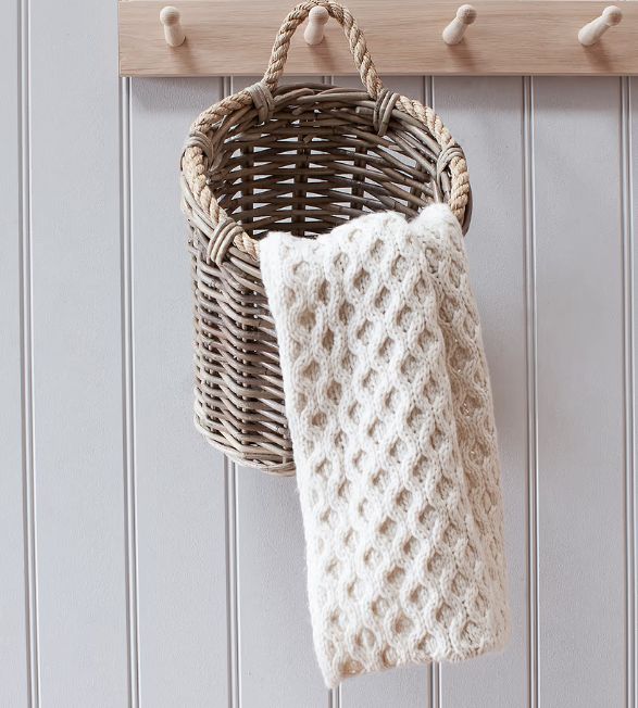 BEMBRIDGE WALL HANGING BASKET